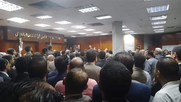 جانب من الجلسة 