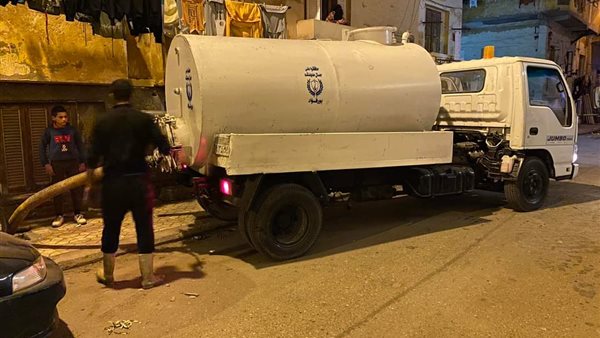 رفع تجمعات المياه