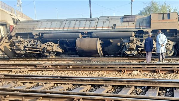 رفع عربة جرار قطار