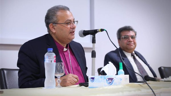  الدكتور القس أندريه