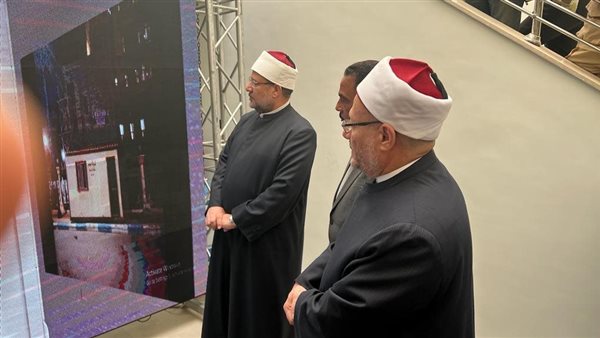 جانب من افتتاح الفرع