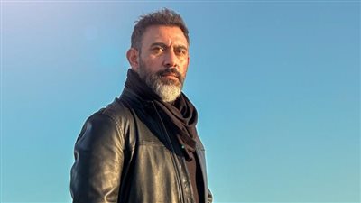 أتمنى ابني يجيب مجموع ويدرس حقوق برة واكتئبت بعد وفاة والدتي.. أبرز تصريحات عمرو مصطفى 