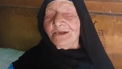 قصة السيدة نقاوة عمرها 80 عاما بالغربية: حافظة القرآن وحفّظته لأهالي القرية.. ونفسي أزور النبي | بث مباشر