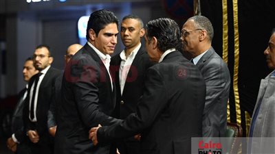 أحمد أبو هشيمة ومدحت العدل يقدمان واجب العزاء في والدة الكاتب الصحفي محمود المملوك