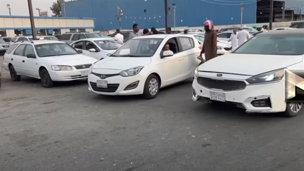 سيارات مستعملة