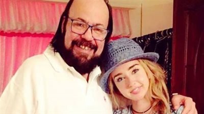 هنا الزاهد تُحيي ذكرى ميلاد طلعت زكريا: أحن أب عرفته في حياتي 