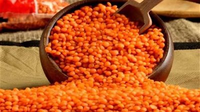 انخفاض أسعار السكر والزيت والمكرونة بالأسواق.. والعدس يتراجع 5.7 جنيه مع دخول الصيف