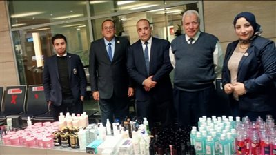 ضبط محاولتي تهريب عبوات دوائية ومستحضرات تجميل بمطار القاهرة