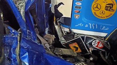 القبض على سائق التريلا المتسبب في حادث حلمية الزيتون ورفع حطام سيارته| صور وفيديو