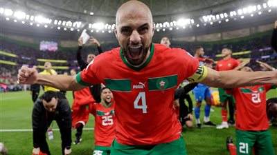 باريس سان جيرمان يعرض 25 مليون يورو لضم سفيان أمرابط من فيورنتينا 
