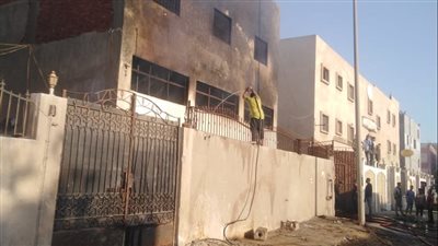 السيطرة على حريق نشب بمصنع لتصنيع خامات العوازل بالشرقية │ صور