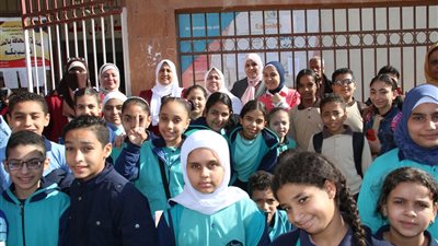 لتسهيل التعلم.. طلاب مدرسة بالقاهرة يحوّلون المناهج الدراسية إلى فيديوهات كارتونية