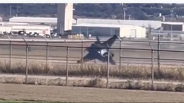  تحطم أغلى مقاتلة