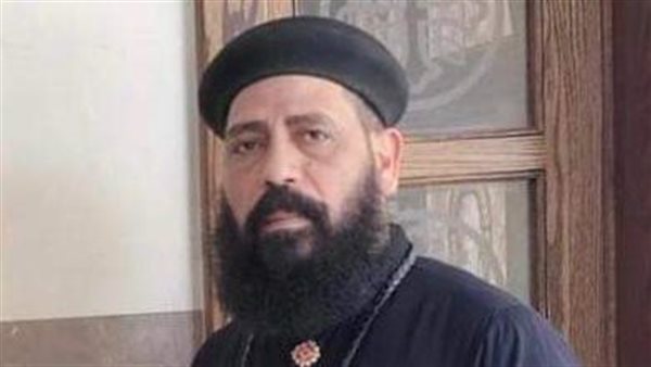 شخص ينتحل صفة كاهن