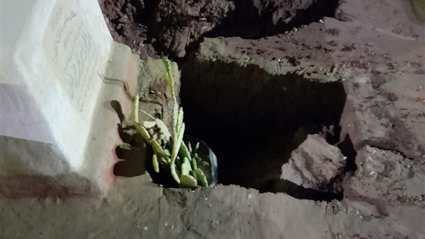 غرق مقابر قرية القارة