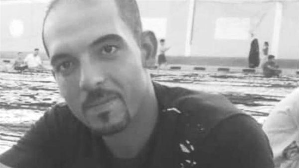 مصرع عامل بناء سقط