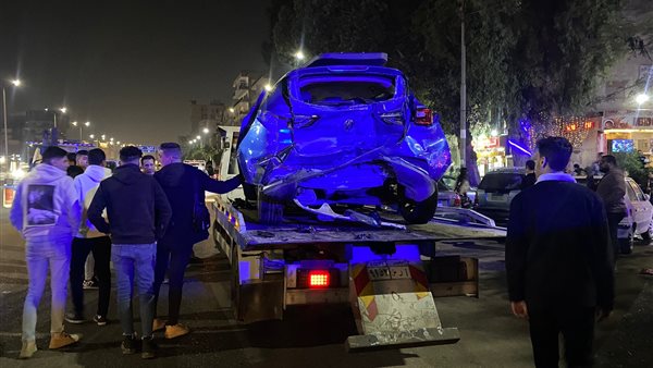 تريلا تدهس 5 سيارات