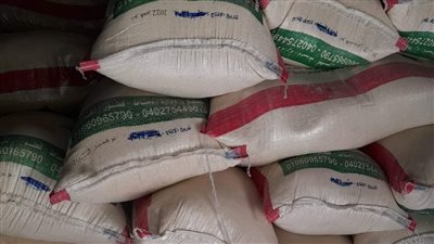 ضبط 6 طن أعلاف حيوانية و300 كيلو لحوم منتهية الصلاحية بالغربية 