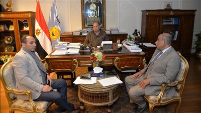 محافظ أسيوط: خطة لتطوير مشروع العبارات النهرية لتعظيم الإيرادات وتنمية الموارد الذاتية