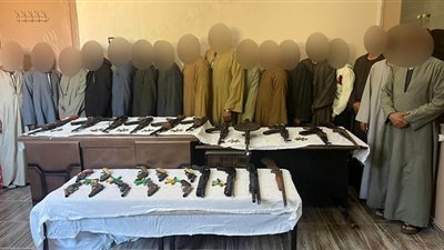 24 جرينوف وبندقية وفرد.. القبض على 17 تاجرًا للأسلحة النارية بأسيوط 