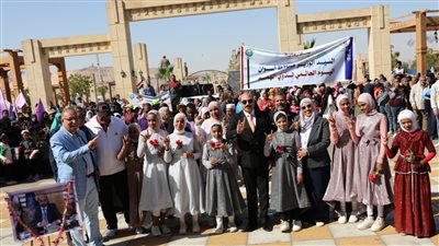 محافظ أسوان يشهد احتفالية مدارس التربية الخاصة بمشاركة 150 طالبا من ذوي الهمم