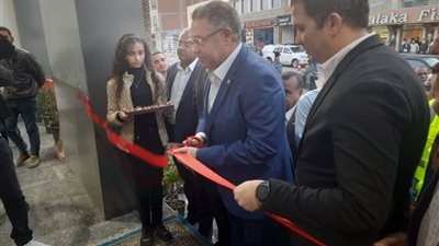 عقب الانتهاء من تطويرها.. محافظ البحر الأحمر يفتتح حلقة السمك الجديدة بالغردقة | بث مباشر 