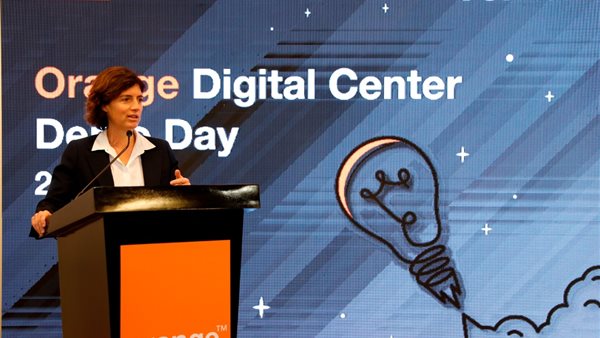 رئيسة أورنج