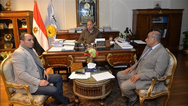 محافظ أسيوط 