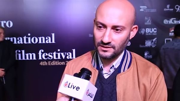 الناقد الفني محمد