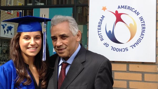 وفاة الفنان كمال