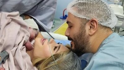 أول تعليق من زوجة رامي عياش بعد إنجاب مولودتها الثالثة: لديها القدرة على إصلاح القلوب