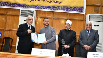 إمام بأوقاف الجزائر: مصر بحق هي أم الدنيا والعروبة والإسلام.. ويجب الوقوف إجلالًا وتعظيمًا لها