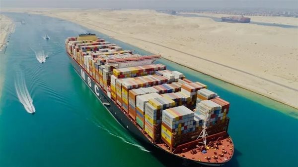 قناة السويس 