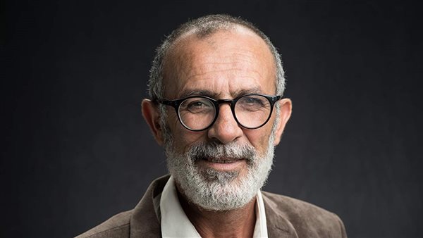 الفنان كامل الباشا