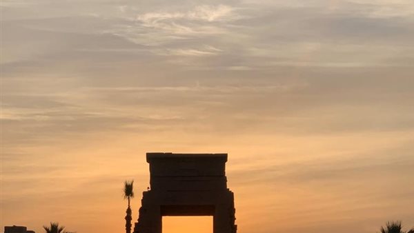  ظاهرة شروق الشمس