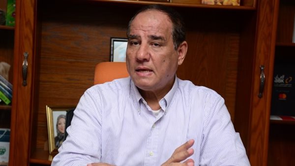 ثروت الزيني 