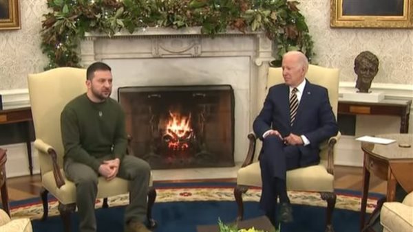 بايدن وزيلينسكي في
