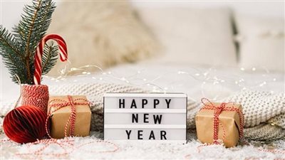 رسائل تهنئة بالعام الجديد 2023 للحبيب.. أفكار وكلمات رومانسية