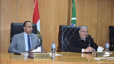 محافظ المنيا يتابع معدلات تنفيذ مشروعات مبادرة حياة كريمة