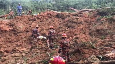 مصر تعرب عن تعازيها في ضحايا انهيار أرضي بماليزيا