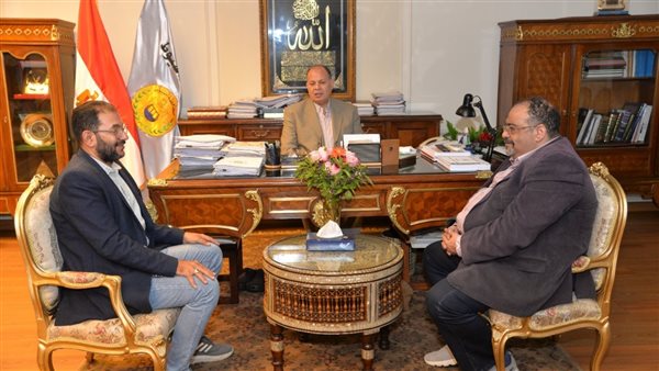 محافظ أسيوط