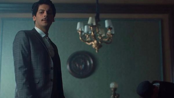 الفنان محسن منصور