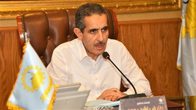 محافظ الغربية يوجه بتشديد الرقابة على الأسواق وتوفير السلع الغذائية