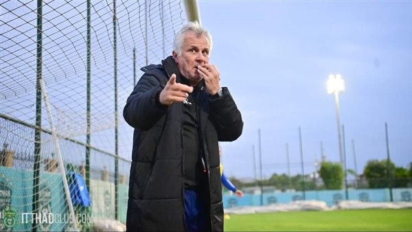 زوران مانولوفيتش