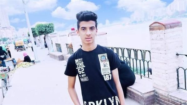 وفاة طالب ابتلع لسانه