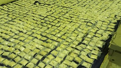 الأمن الأردني ينجح في إحباط تهريب 6 ملايين حبة كبتاجون مخدر لداخل البلاد│ صور 