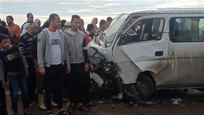 إصابة 9 أشخاص في حادث تصادم بطريق حوش عيسى - دمنهور بالبحيرة