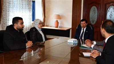 وزير الرياضة يستقبل الرباعة سارة سمير لبحث استعداداتها لأولمبياد باريس 2024