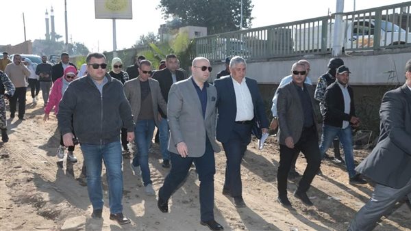 جانب من جولة المحافظ