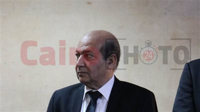 غياب النجوم عن عزاء شقيق الناقد الفني طارق الشناوي